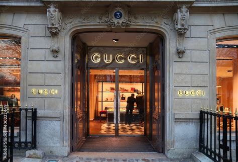 horaire boutique gucci avenue montaigne